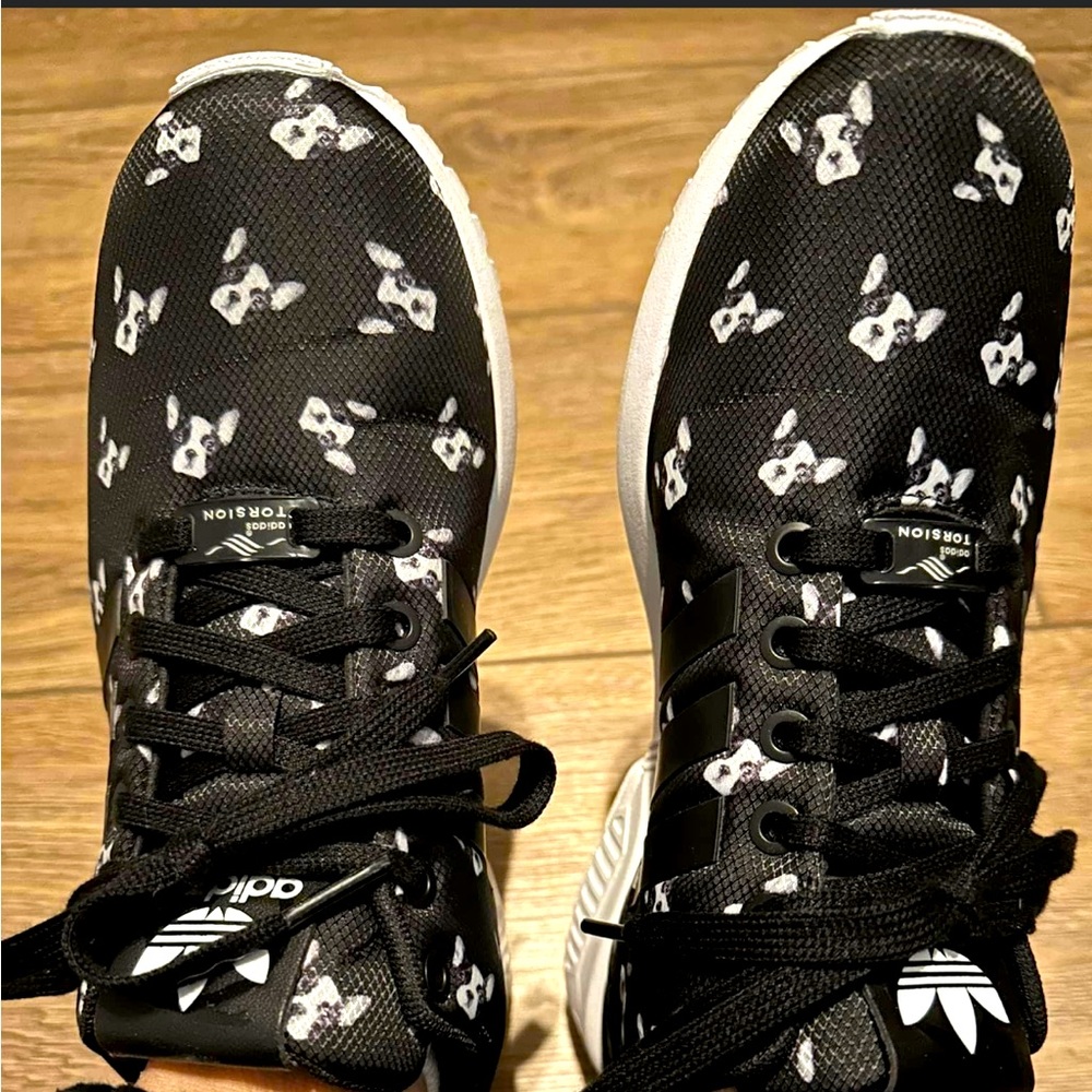 ISO…Im looking for these Rita Ora Adidas XC Zoom shoes in a size 10-11, women’s